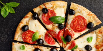 Сравнение Domino's Pizza с другими пиццериями в Одессе: преимущества и особенности